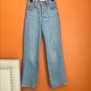Levi’s Women’s Jeans - Size 23